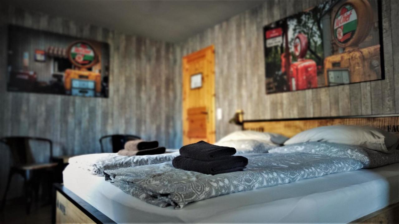 Roastineer Hotel Battenberg  Kültér fotó