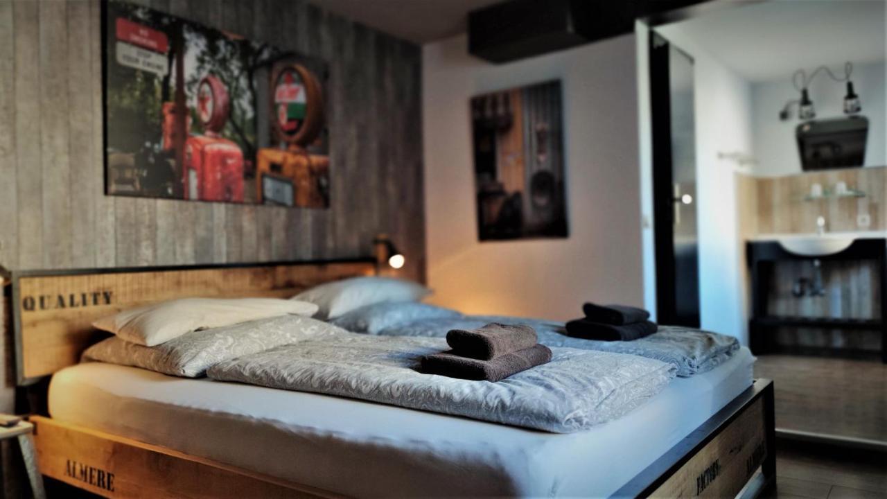Roastineer Hotel Battenberg  Kültér fotó