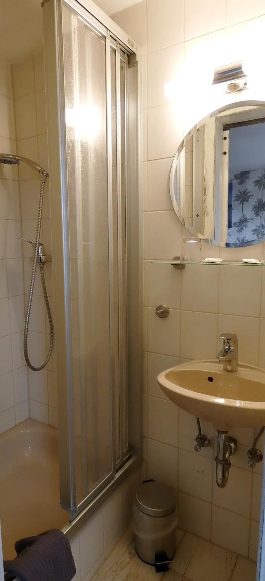 Roastineer Hotel Battenberg  Kültér fotó
